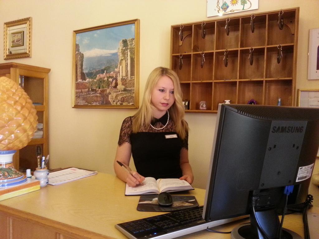 Hotel Pensione Cundari Taormina Ngoại thất bức ảnh